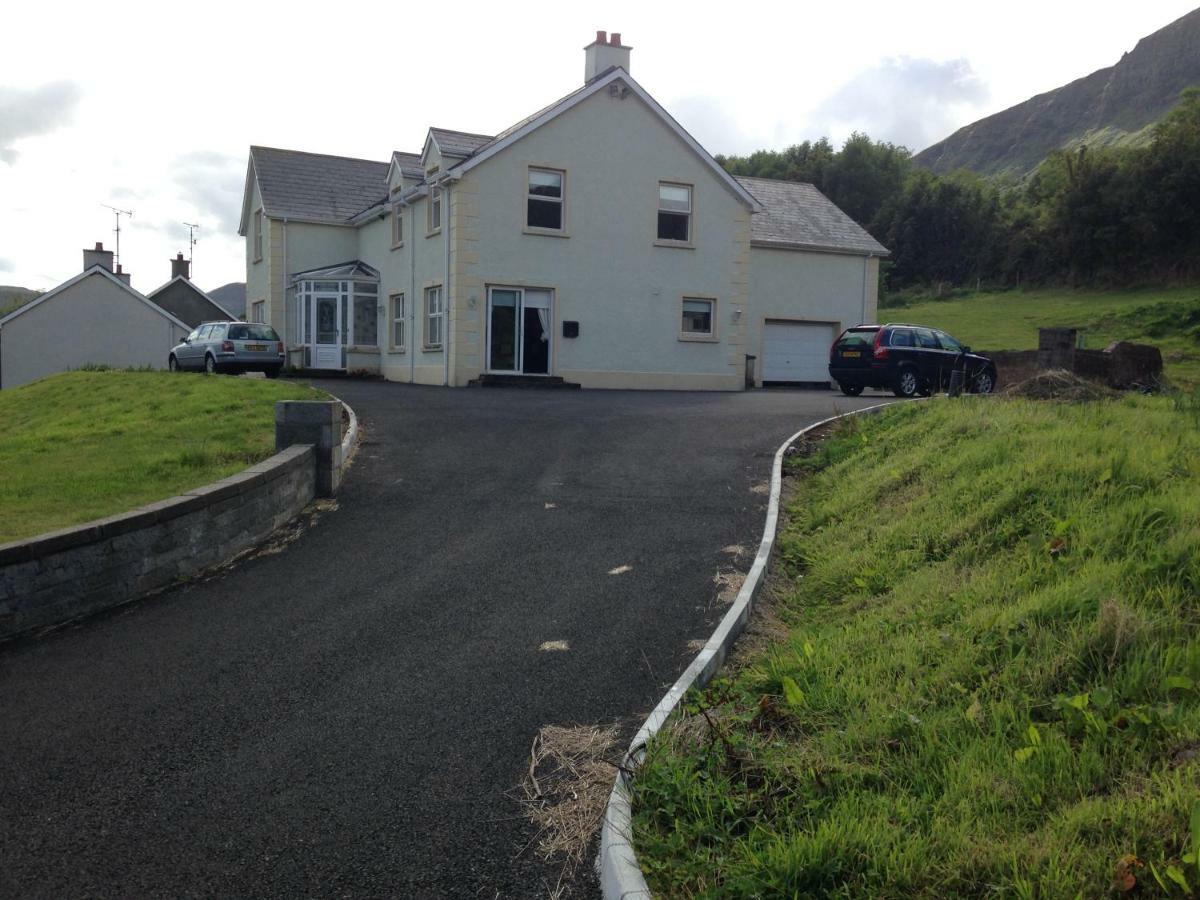 Applewood Heights Villa Glenariff Exterior photo